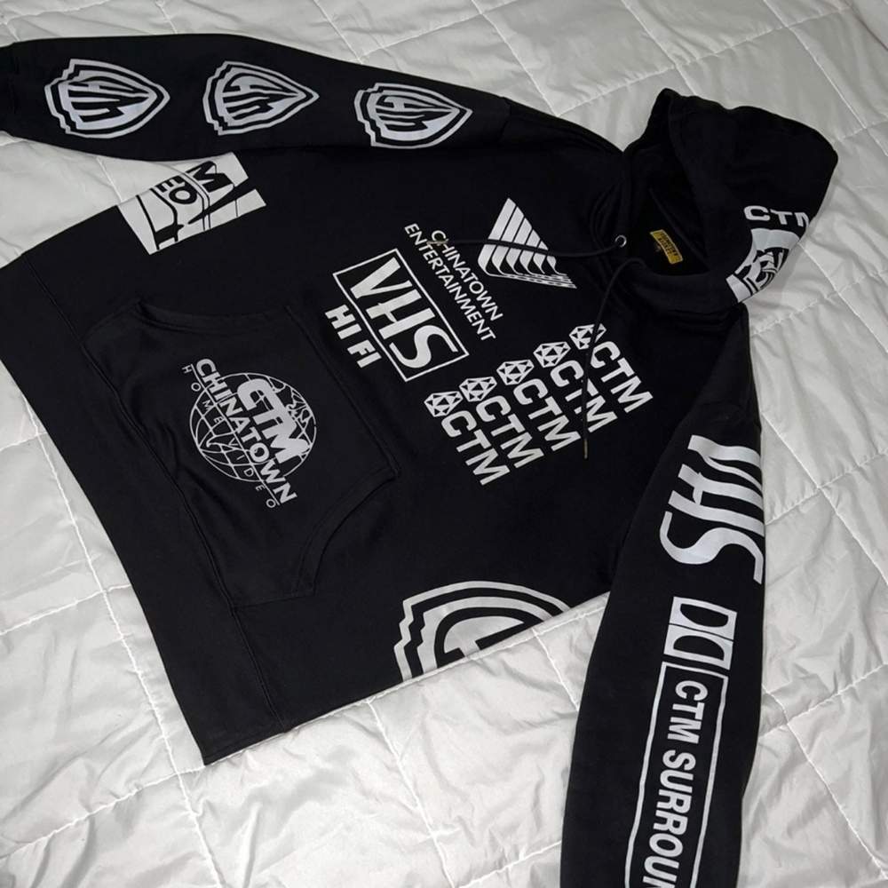 Chinatown Market Hoodie | VHS Home Video Design | XL | Black/White - Picture 3 of 6